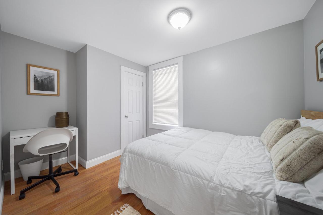 Easy Commute South Boston 4Br 1Bh Apt Kültér fotó